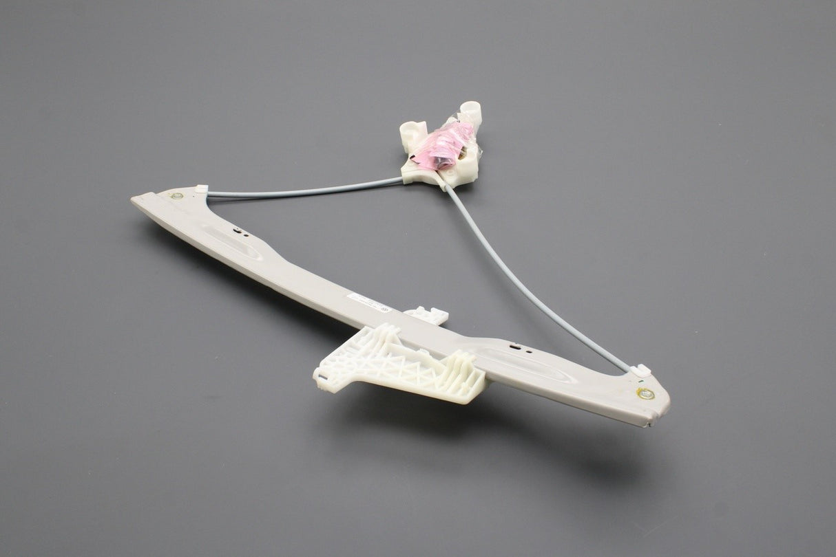VW Fox 2005-2012 3-door window regulator (left) 5Z3837461A