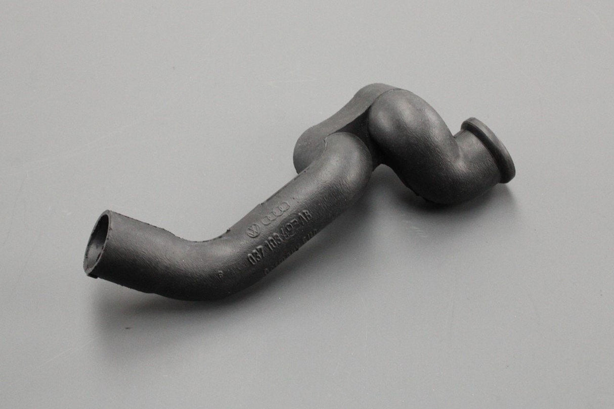 VW Golf MK3 Passat SEAT Toledo 92-97 breather hose (1.8 2.0) 037103493AB