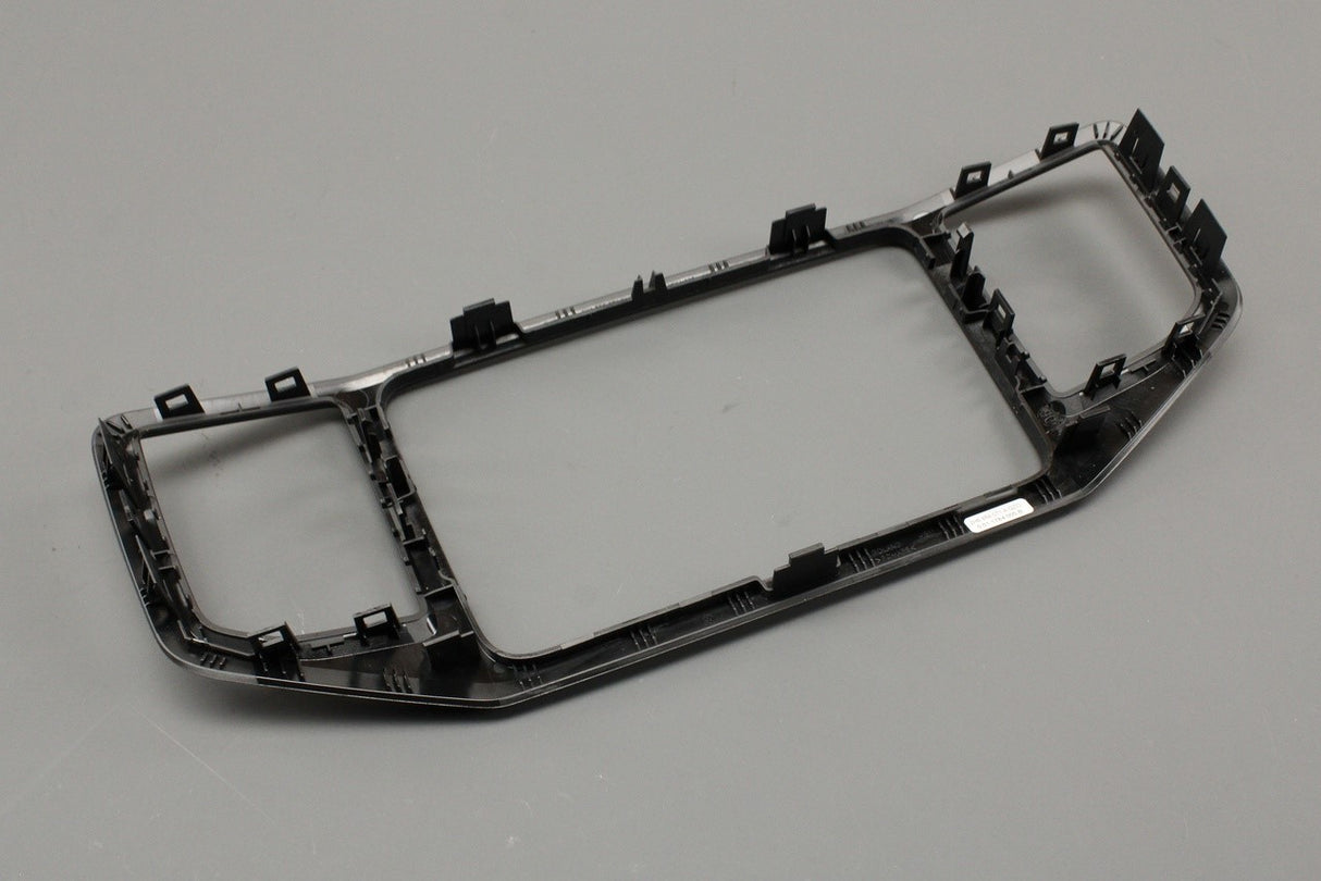 VW Amarok 2017-2020 radio headunit trim 2H6858071A QZO