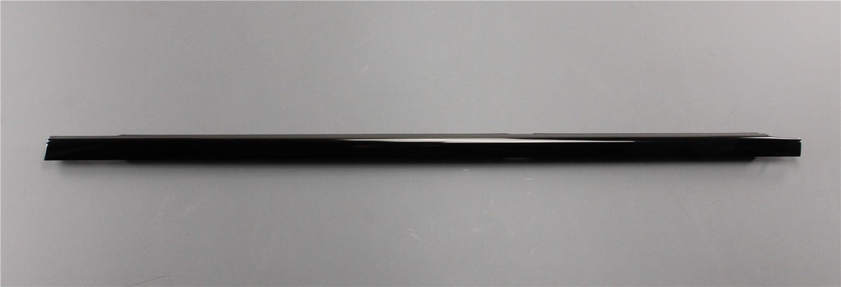 Mercedes-Benz C-Class Saloon window seal strip (rear left) A2057303501