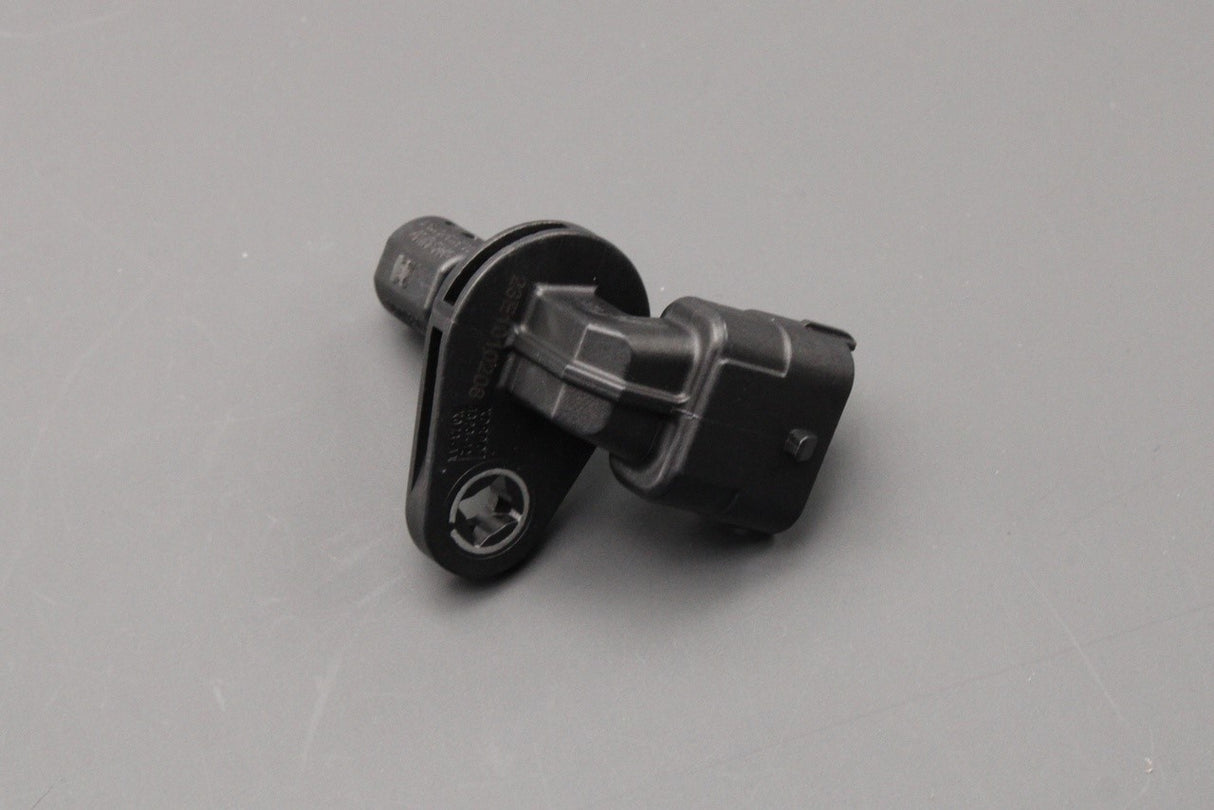 Jaguar XE Range 2015-on 1.5L camshaft position sensor T4N32928