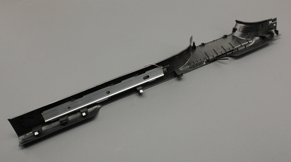 VW Tiguan 16-24 illuminated sill scuff plate (front left) 5NA853369A ESE
