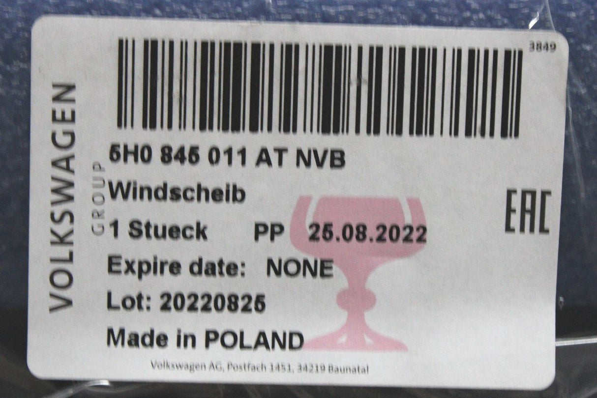 VW Golf MK8 2020-on windscreen glass 5H0845011ATNVB