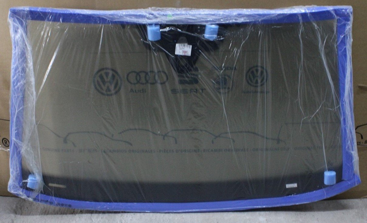 VW Passat B8 2015-on windscreen glass 3G0845011ATNVB