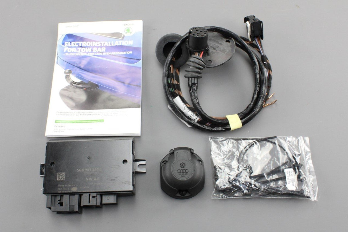 Skoda Fabia 2015-2018 Electrical installation kit for towbar 6V6055202