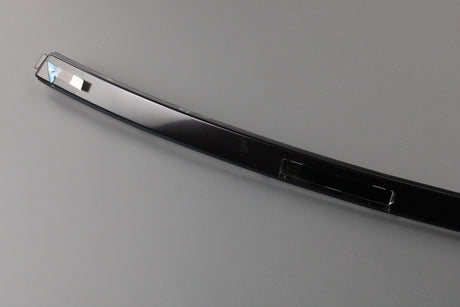 Mercedes-Benz C W204 2008-14 roof trim moulding (left) A2046907582649040