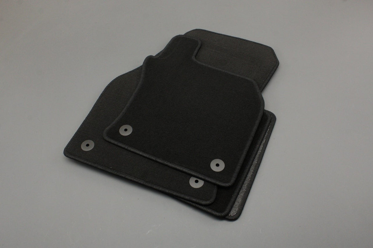 Skoda Kodiaq 2017-on RHD textile floor mats 567863011 XMV