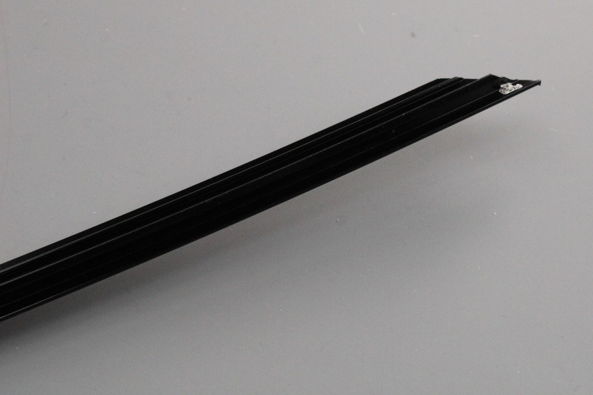 Mercedes-Benz C-Class 205 15-23 door trim bar (front right) A2056907201