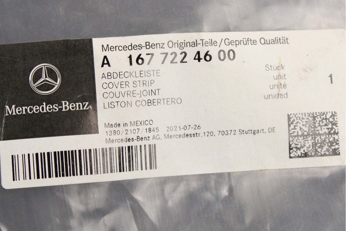 Mercedes-Benz GLE GLS W167  front door trim (right) A1677224600