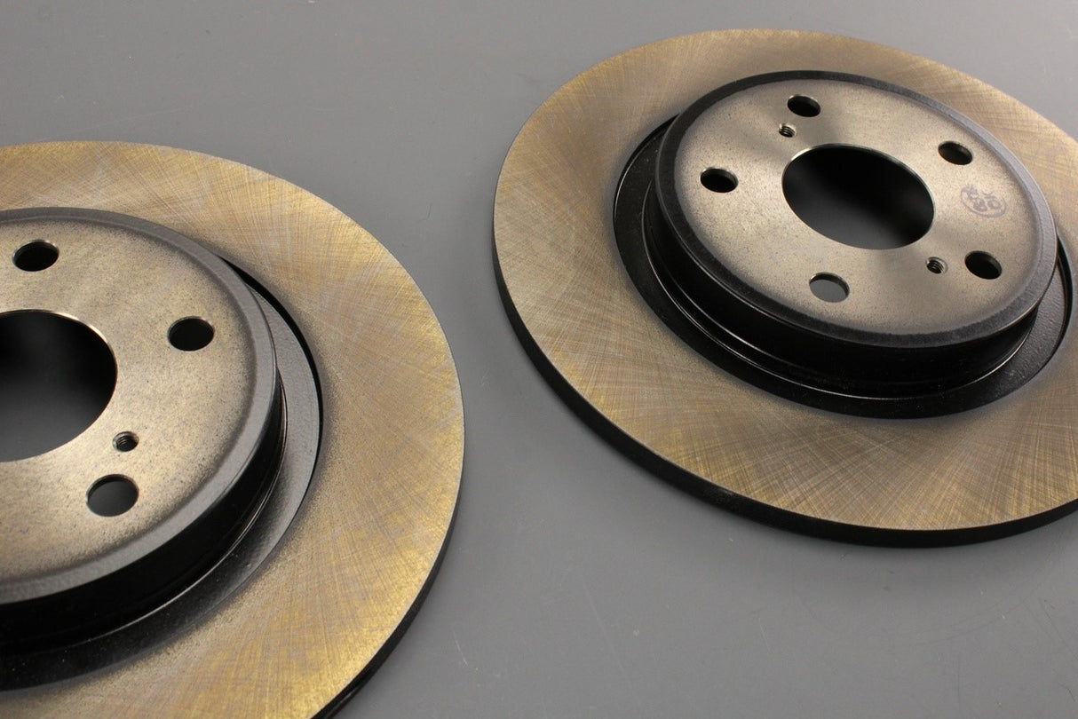 Toyota Avensis 2008-18 rear brake discs (x2) 42431-05070