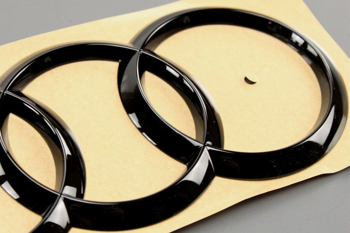 Audi A4 S4 Saloon 2016-on Audi rings logo rear badge (black) 8W0071802