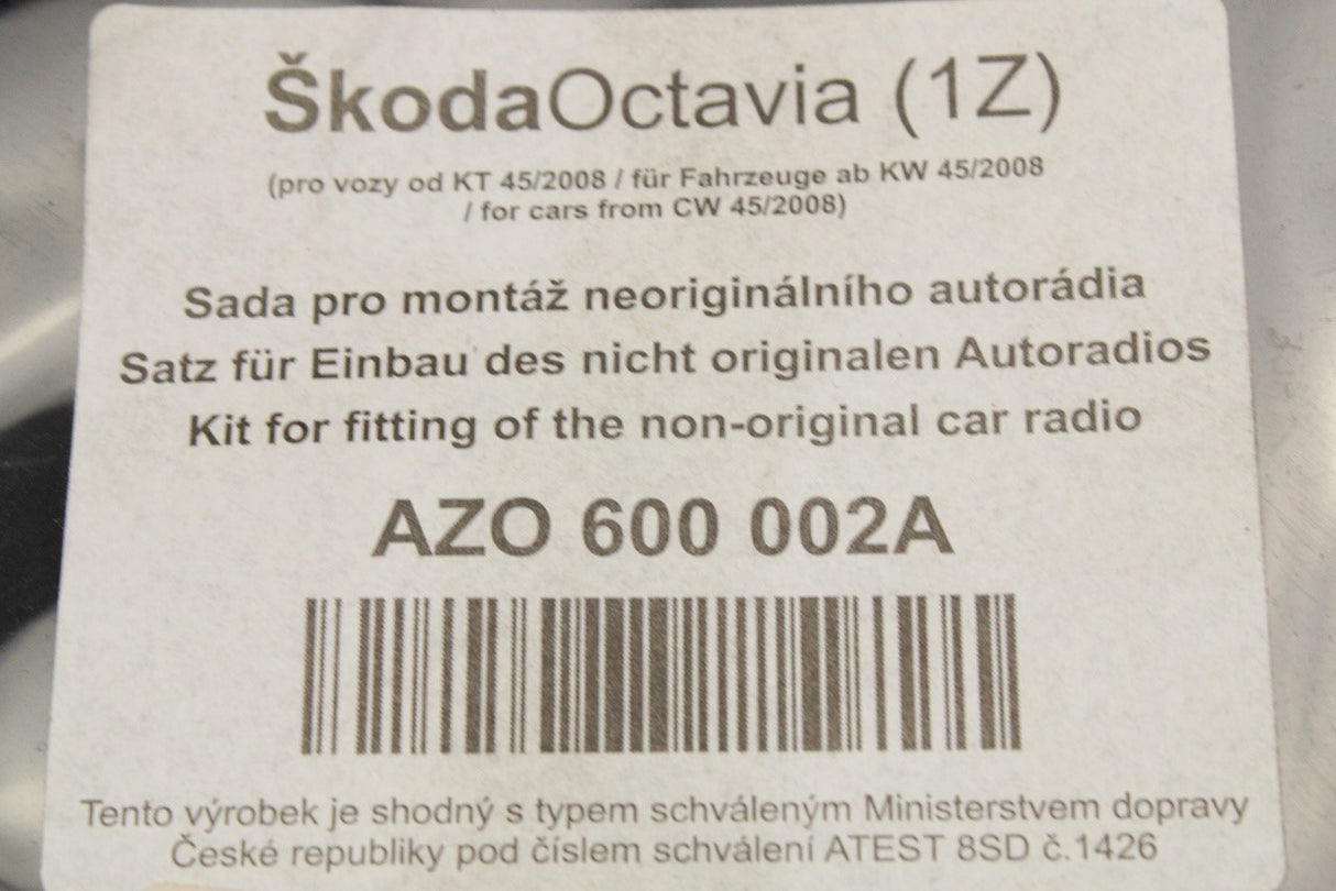 Skoda Octavia 1Z 2004-2013 single din radio fascia kit AZO600002A