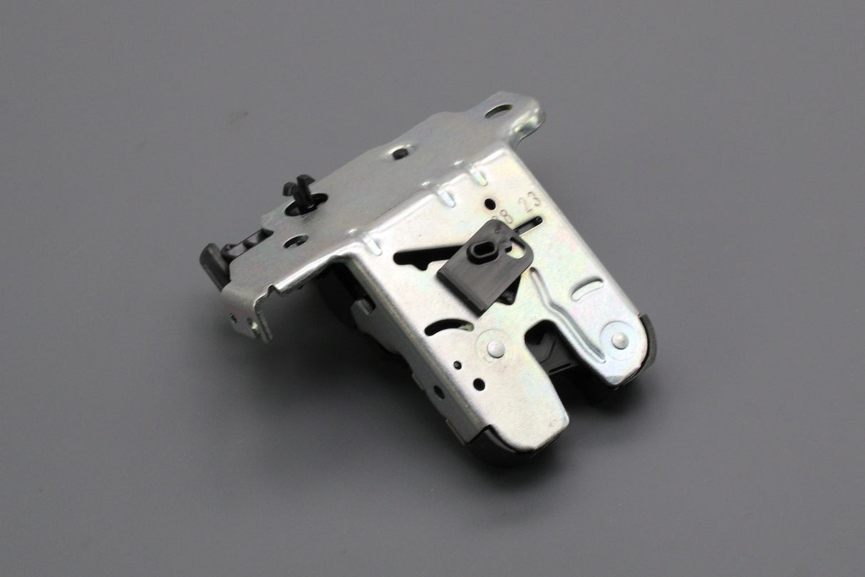 VW Golf Passat Tiguan Transporter 15-on SEAT boot lock 5TA827506D