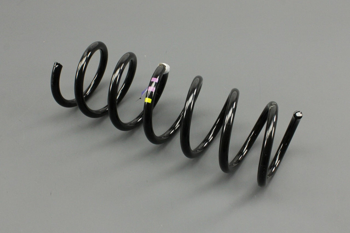 Volvo C30 C70 S40 V50 rear suspension coil spring (x1) 30683570