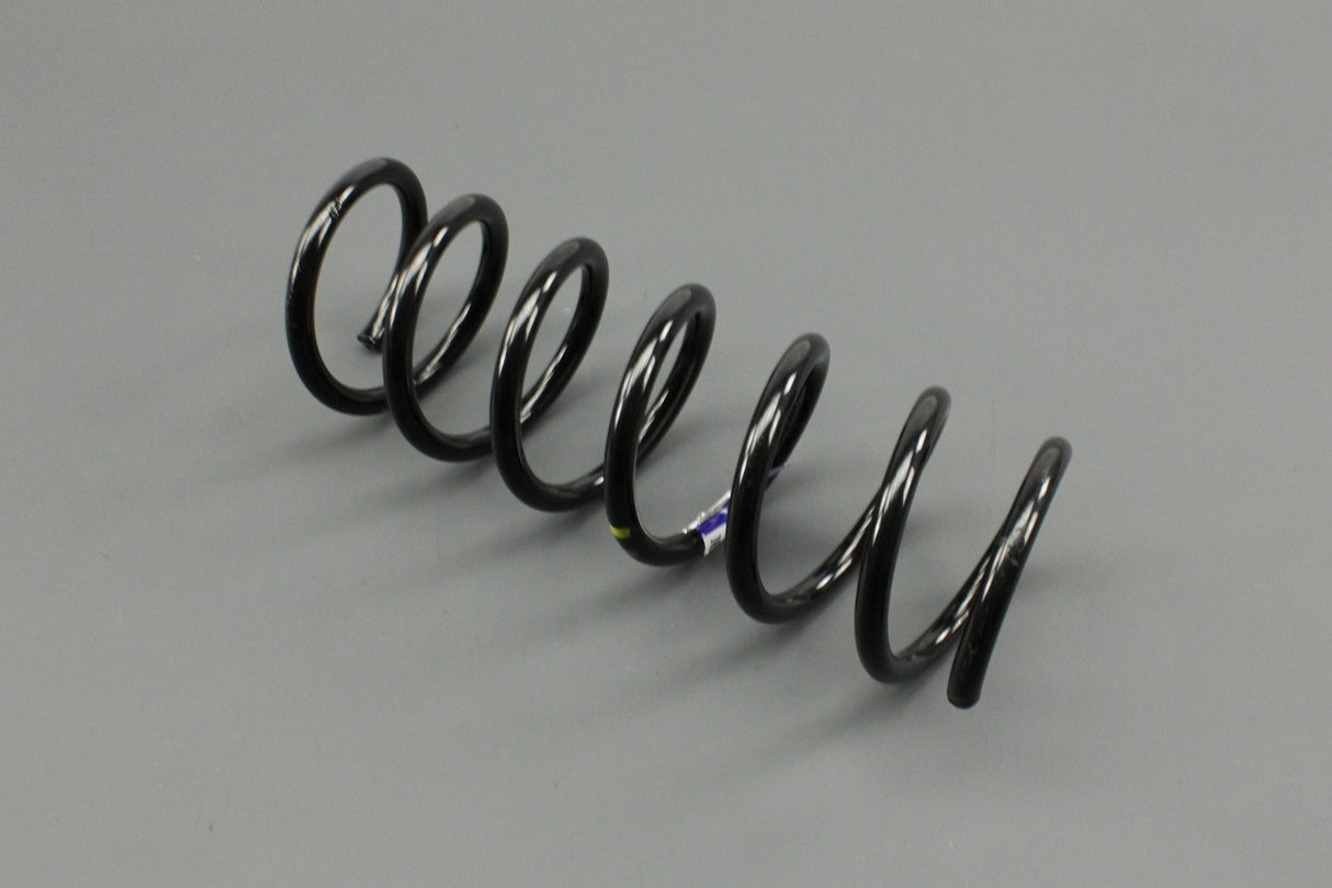 Volvo C30 C70 S40 V50 rear suspension coil spring (x1) 30683570