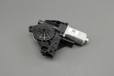 Volvo S60 V60 XC60 front window regulator motor (right) 31253062