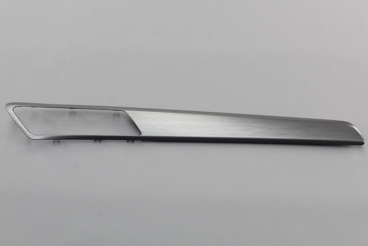 VW Golf MK7.5 / Estate Front right door card insert trim 5G48674401FJ