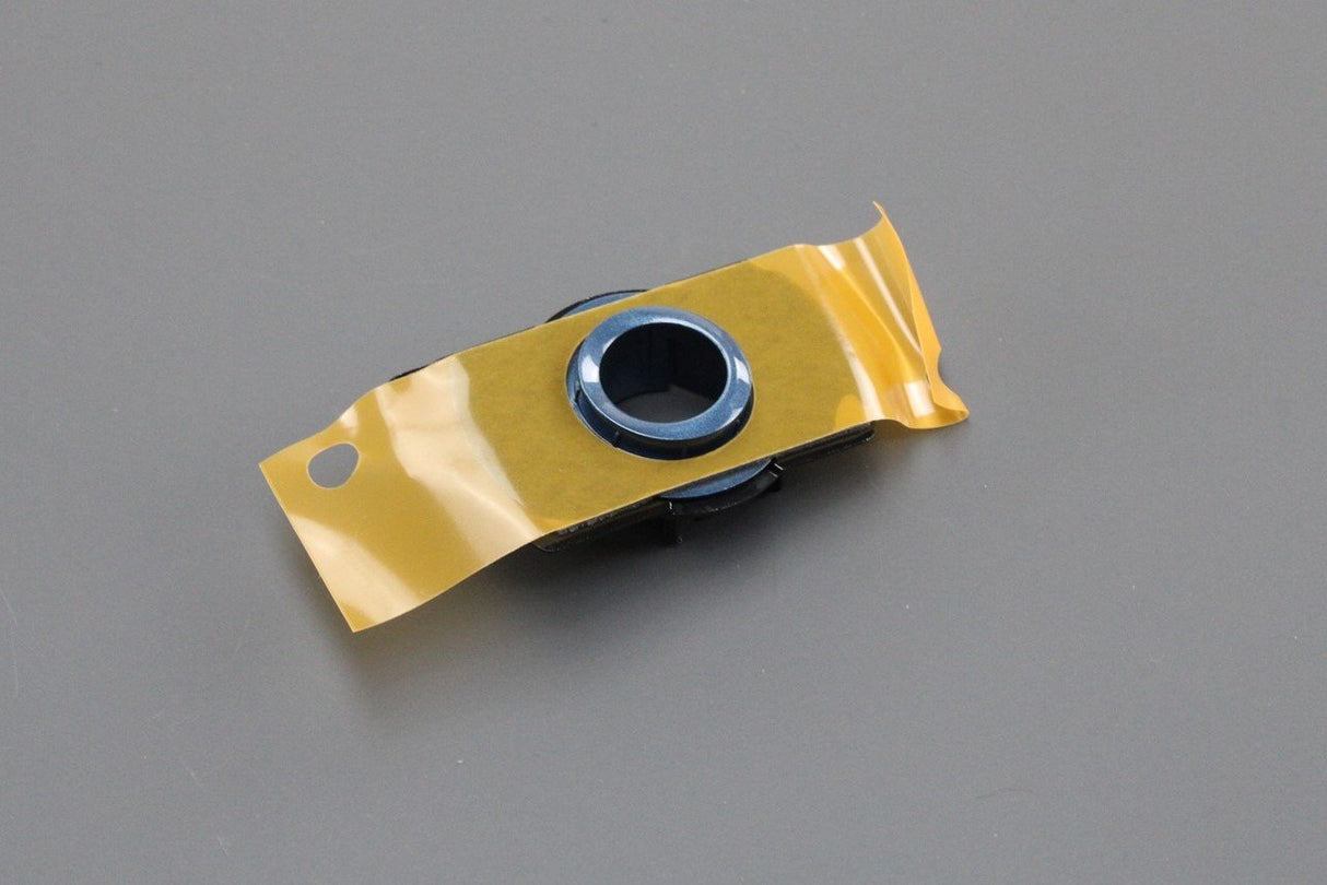 Toyota ultrasonic parking sensor retainer 8934847050J3