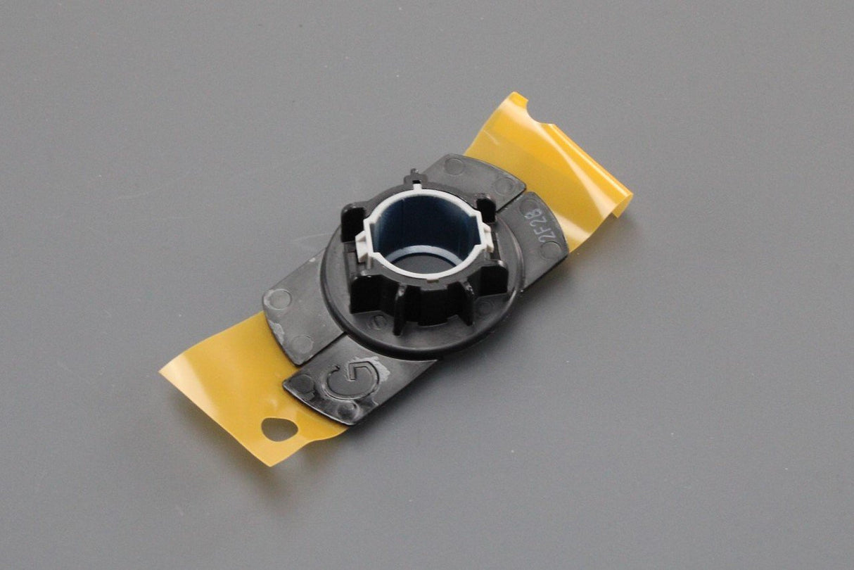 Toyota ultrasonic parking sensor retainer 8934847050J3