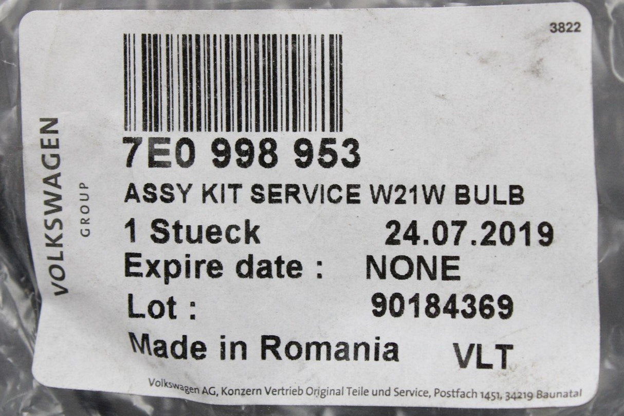 VW Transporter California T6 DRL running light bulb holder 7E0998953