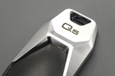 Audi Q5 leather keyring 3181900615