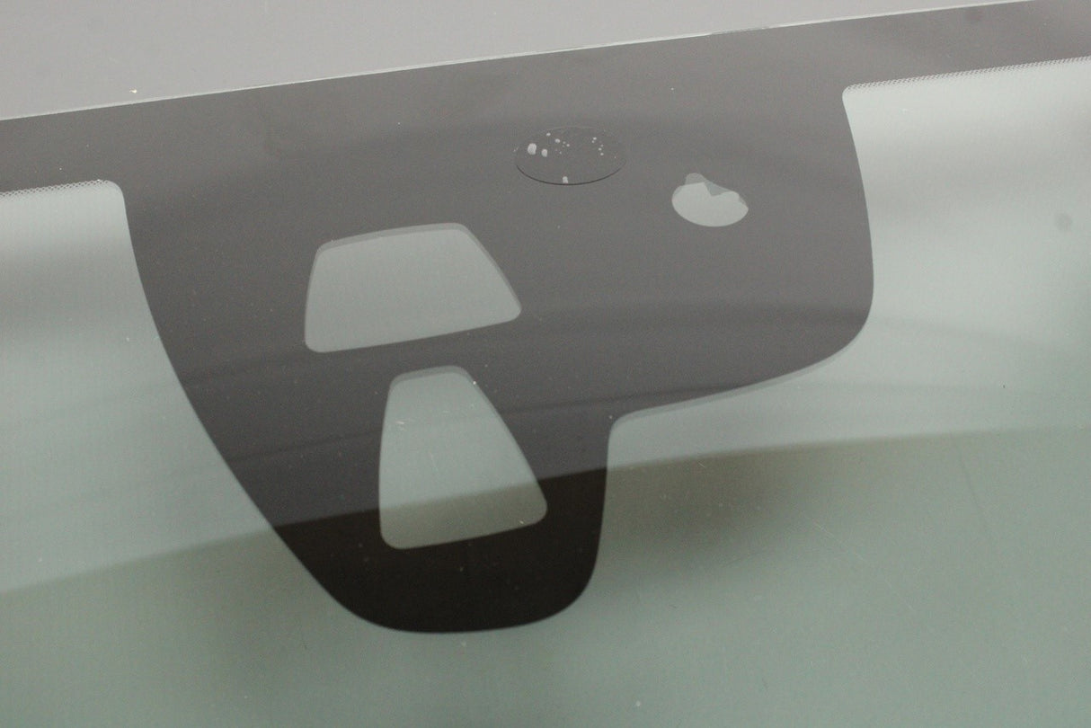 Volvo V40 2013-20 front windscreen glass 32244811