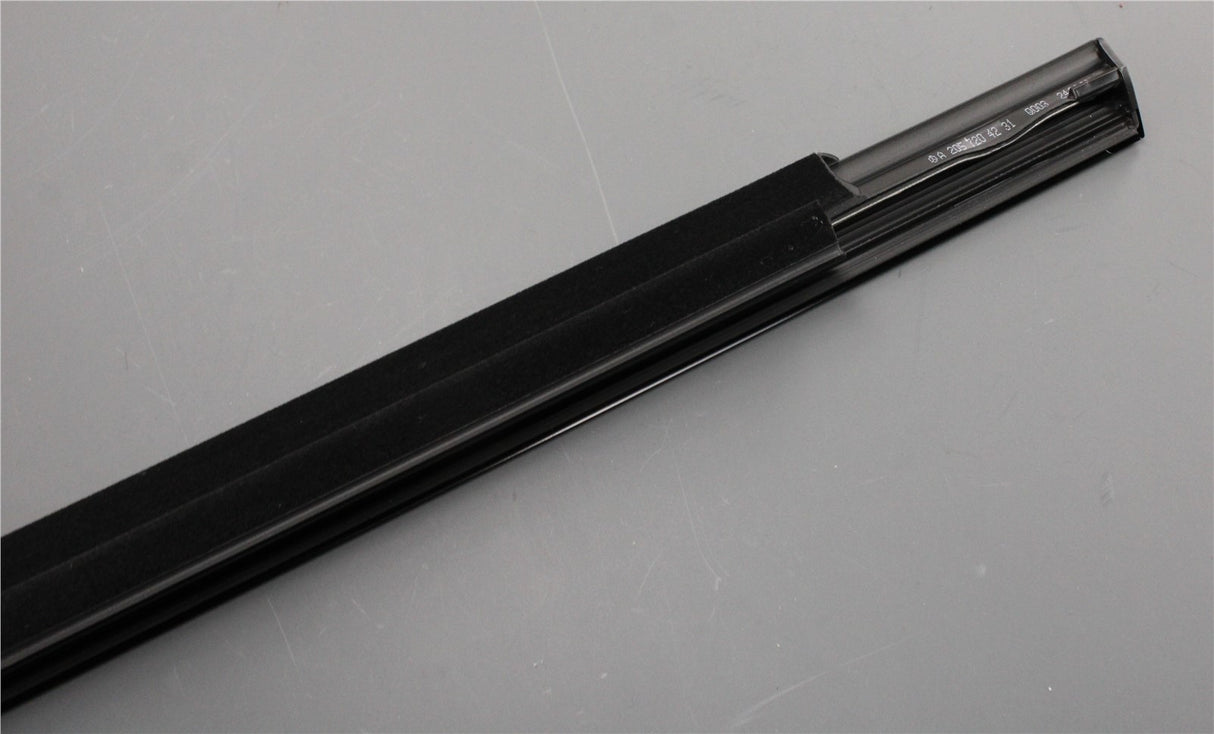 Mercedes-Benz C-Class outer window guide seal (front right) A2057204231