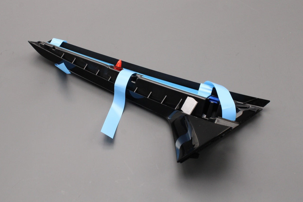 VW Tayron 2025-on boot lid spoiler trim (right) 57L827940 041