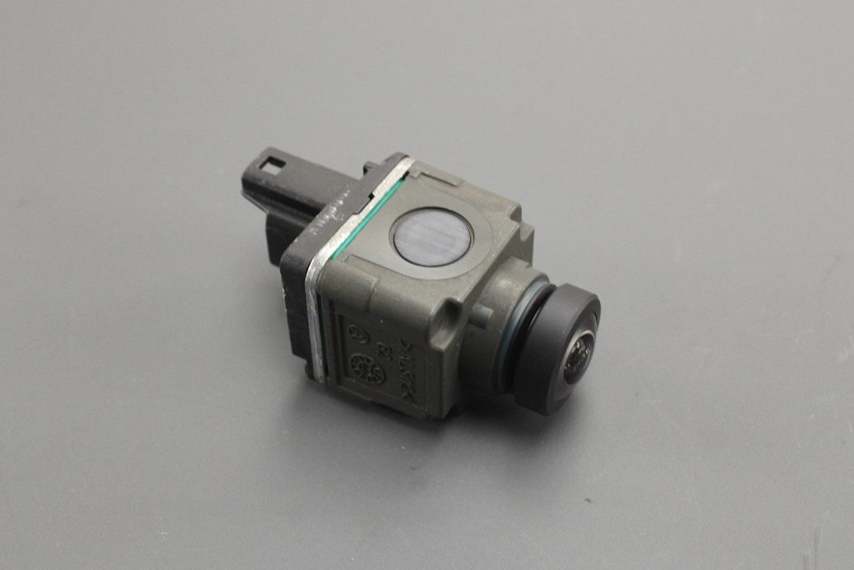 VW Tiguan Audi A4 Q7 RS4 Skoda SEAT front camera 5Q0980546A