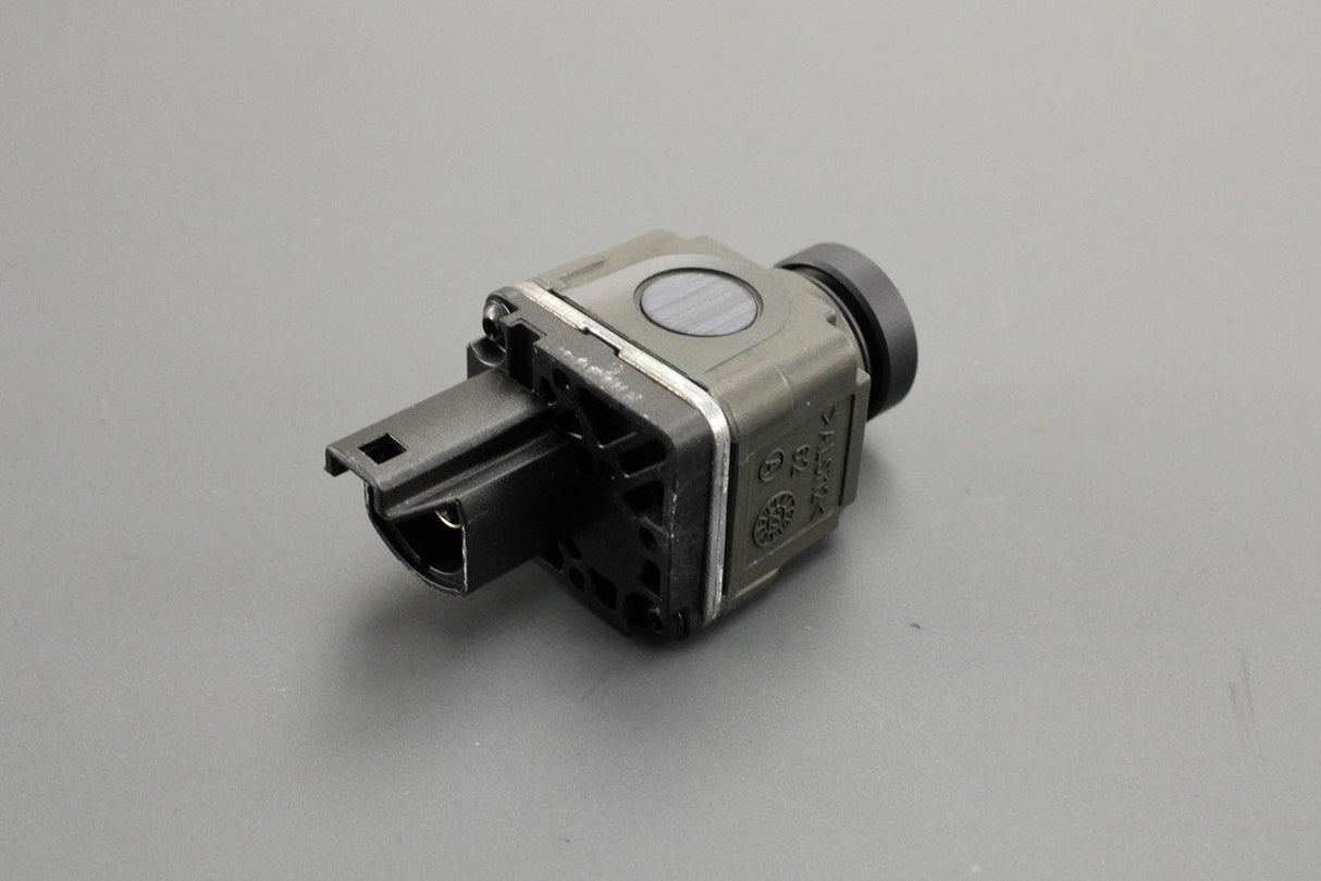 VW Tiguan Audi A4 Q7 RS4 Skoda SEAT front camera 5Q0980546A