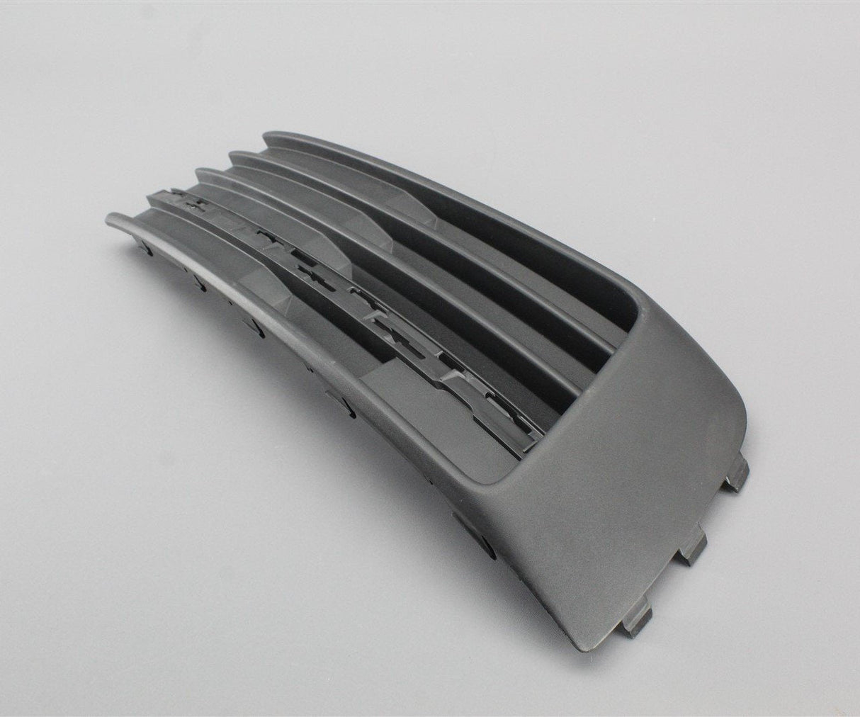 VW Transporter T6 left lower front bumper grille 7E5853683 9B9