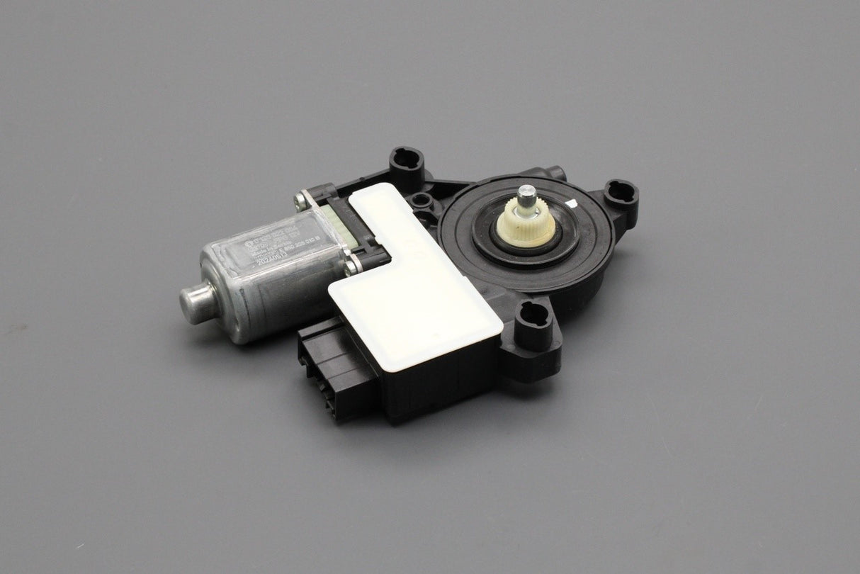 VW Taigo Skoda Fabia SEAT Arona front window regulator motor 2Q2959405C