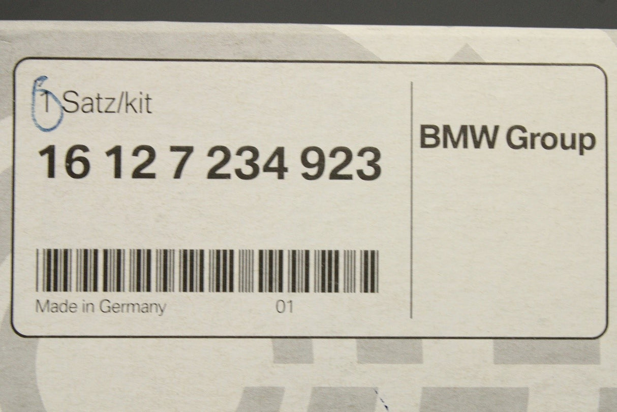 BMW X5 E70 06-10 4.8i fuel filter / pressure regulator 16127234923
