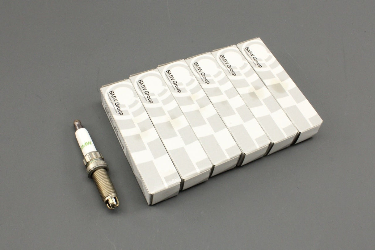 BMW 135i 335i 535i 740Li X6 Z4 N54 spark plug set (x6) 12120037244