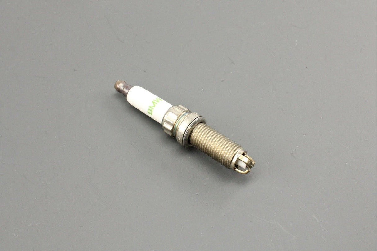 BMW 135i 335i 535i 740Li X6 Z4 N54 spark plug set (x6) 12120037244