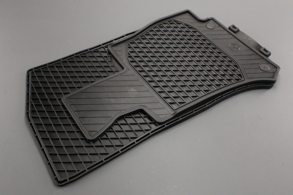 Mercedes-Benz GLC Coupe W253 front rubber floor mats A25368044019G33
