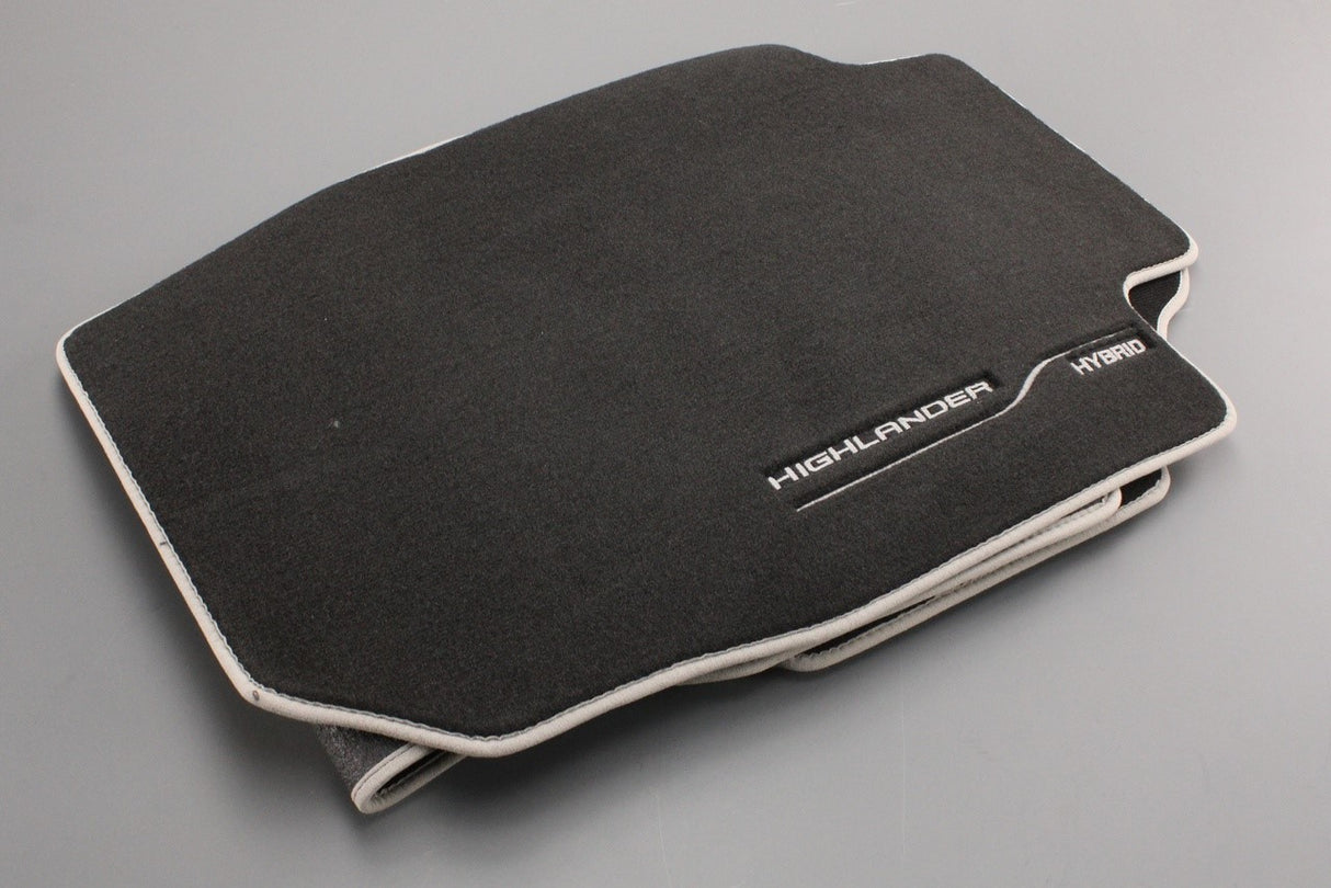 Toyota Highlander Hybrid RHD carpet floor mats set PW210-0E015