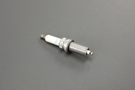 BMW 1' 3' 5' 6' 7' X1 X3 X5 Z4 N52 spark plugs set (x6) 12122158253