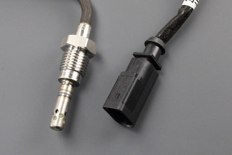 VW Audi A3 Skoda SEAT 1.6 TDI exhaust gas temperature sensor 04L906088K