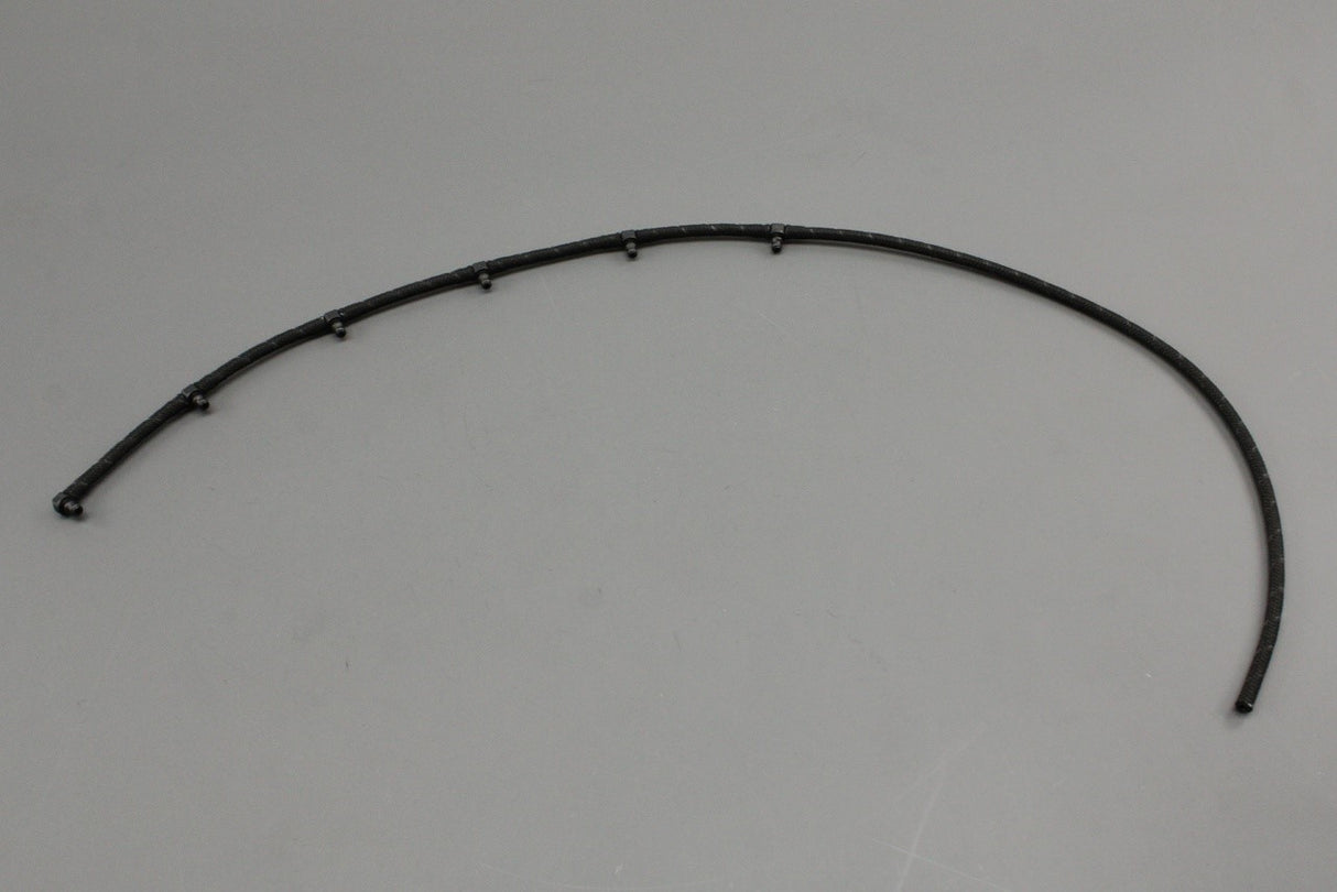 BMW 5' E39 7' E38 E65 X5 diesel fuel overflow hose (M57) 13537789607