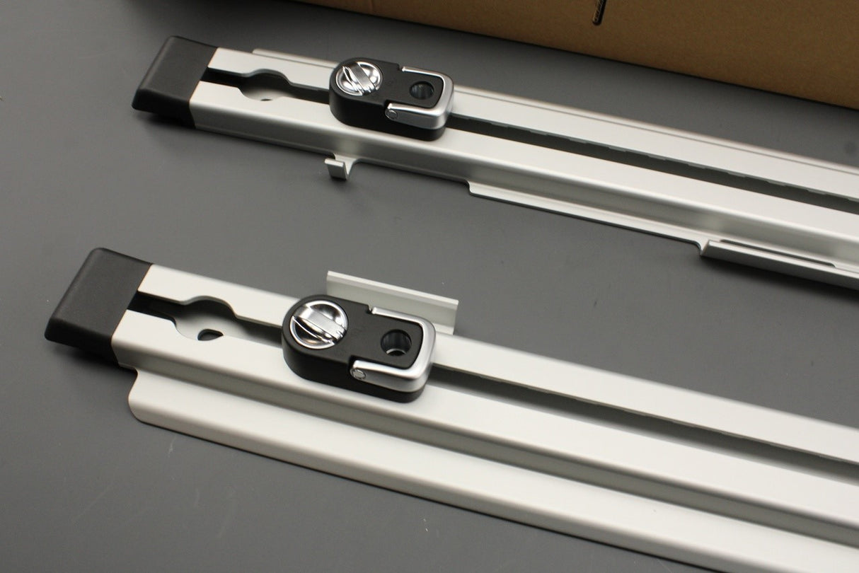 Range Rover 2013-2022 luggage compartment rails VPLGS0170