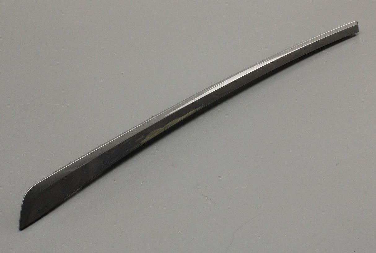 SEAT Ateca 2016-on front door card insert trim (right) 575867410 HP9