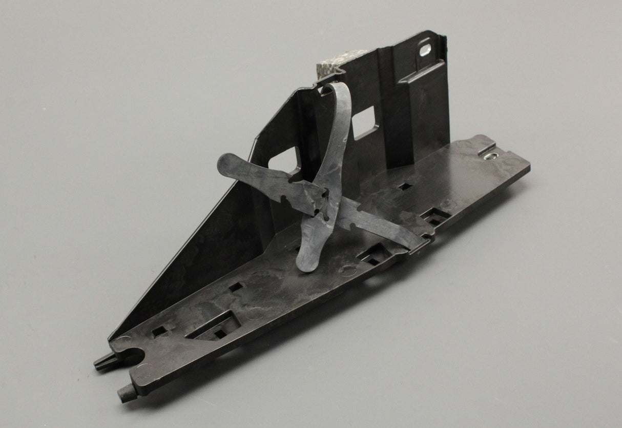 VW Golf MK8 2020-on tool kit holder 5G0012121B