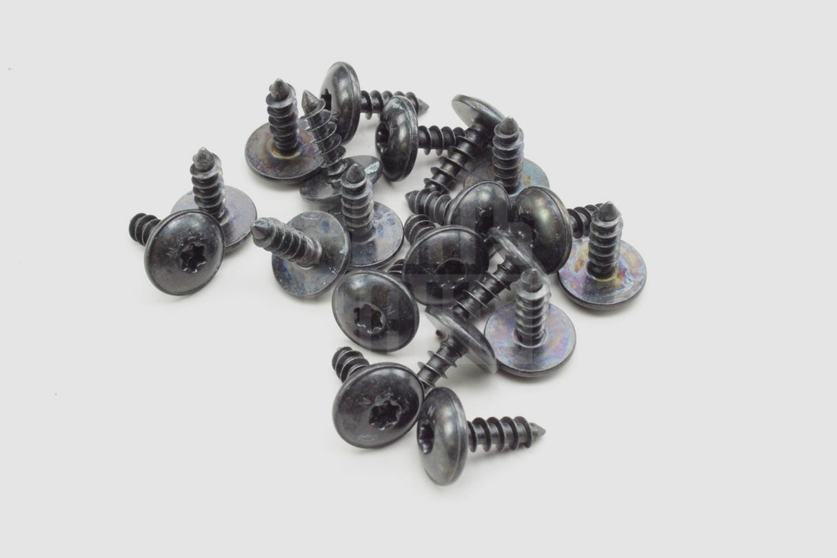 Audi A3 8V 2013-2016 underbody trim fixings kit 8V5098646