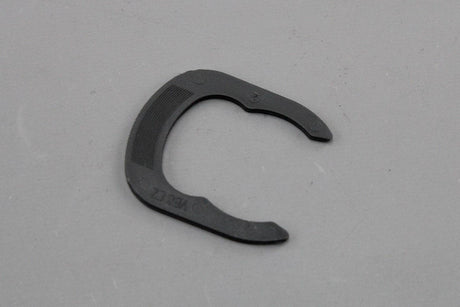 VW Audi Skoda SEAT 1.4 1.6 coolant pipe retaining clip 032121142A