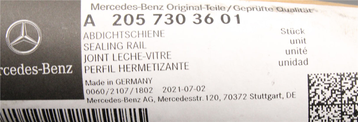 Mercedes-Benz C-Class window aperture seal (outer right) A2057303601