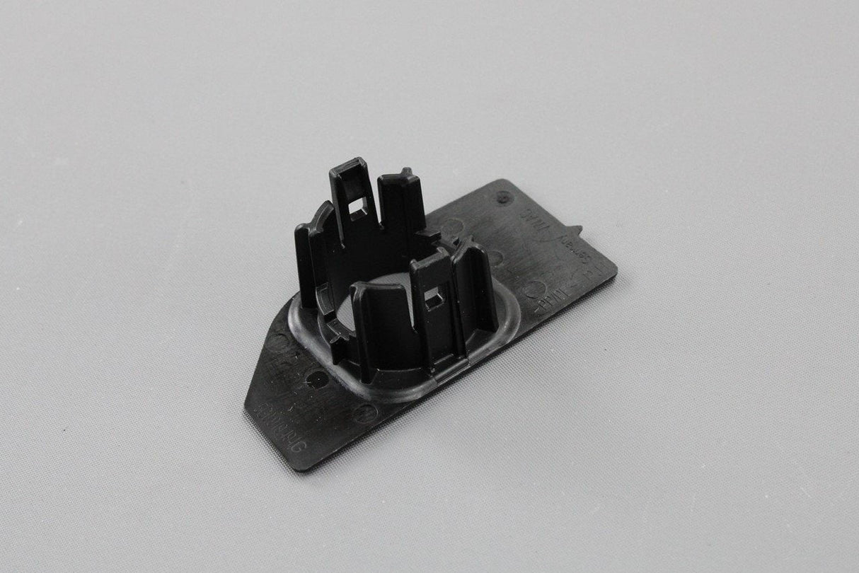 VW Golf MK7.5 2017-on front parking sensor bracket (right) 5G0919494G