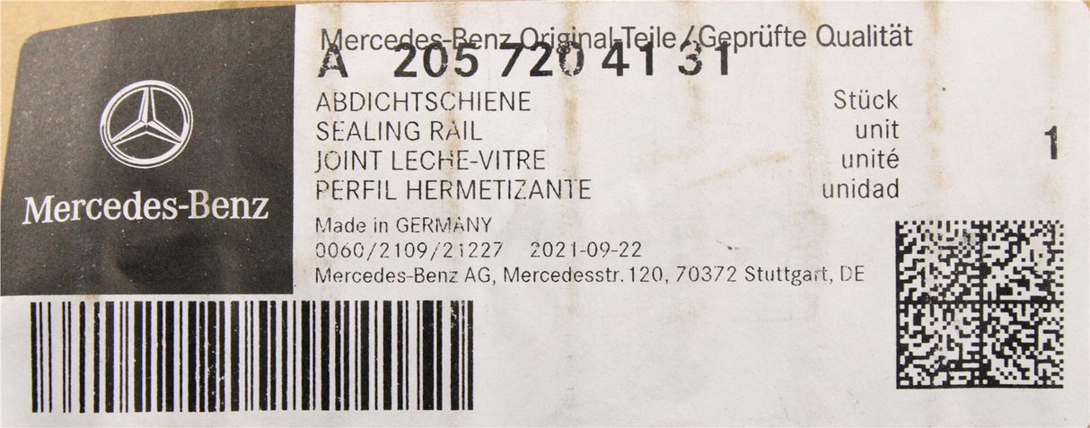 Mercedes-Benz C-Class W205 window aperture seal (front left) A2057204131