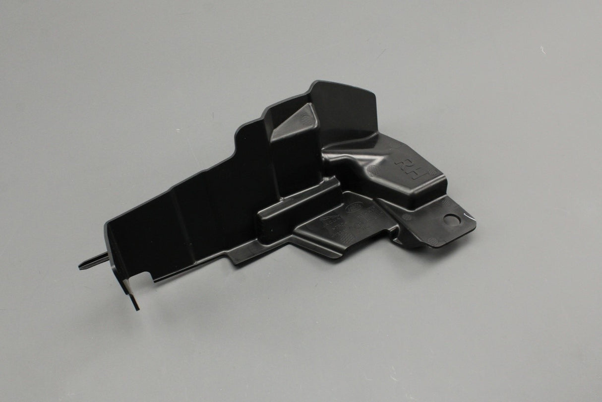 Land Rover Discovery 5 17-on front bumper air deflector (right) LR082866