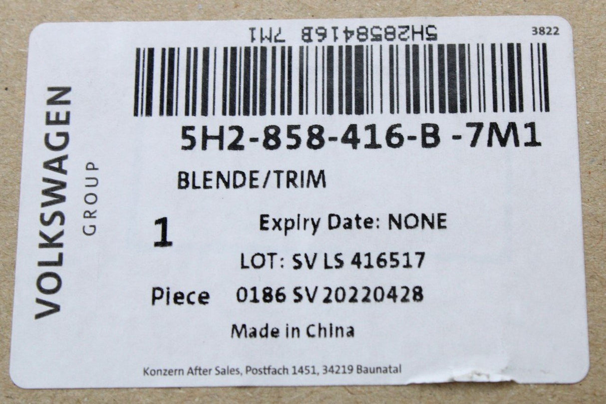 VW Golf MK8 2020-on dashboard trim panel (RHD) 5H2858416B 7M1